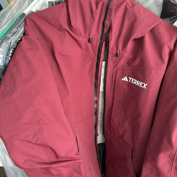 Women’s Adidas Terrex Techrock 3L Post Consumer Rain.Rdy Jacket - Picture 4 of 11